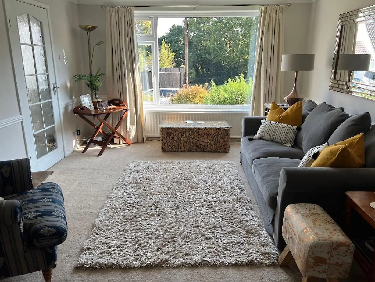 Prime Location - House With Secure Garden Villa Bournemouth 0*,  United Kingdom